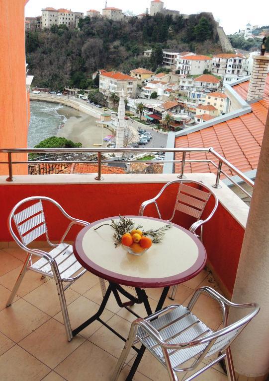 Apartments Djakonovic Ulcinj Phòng bức ảnh